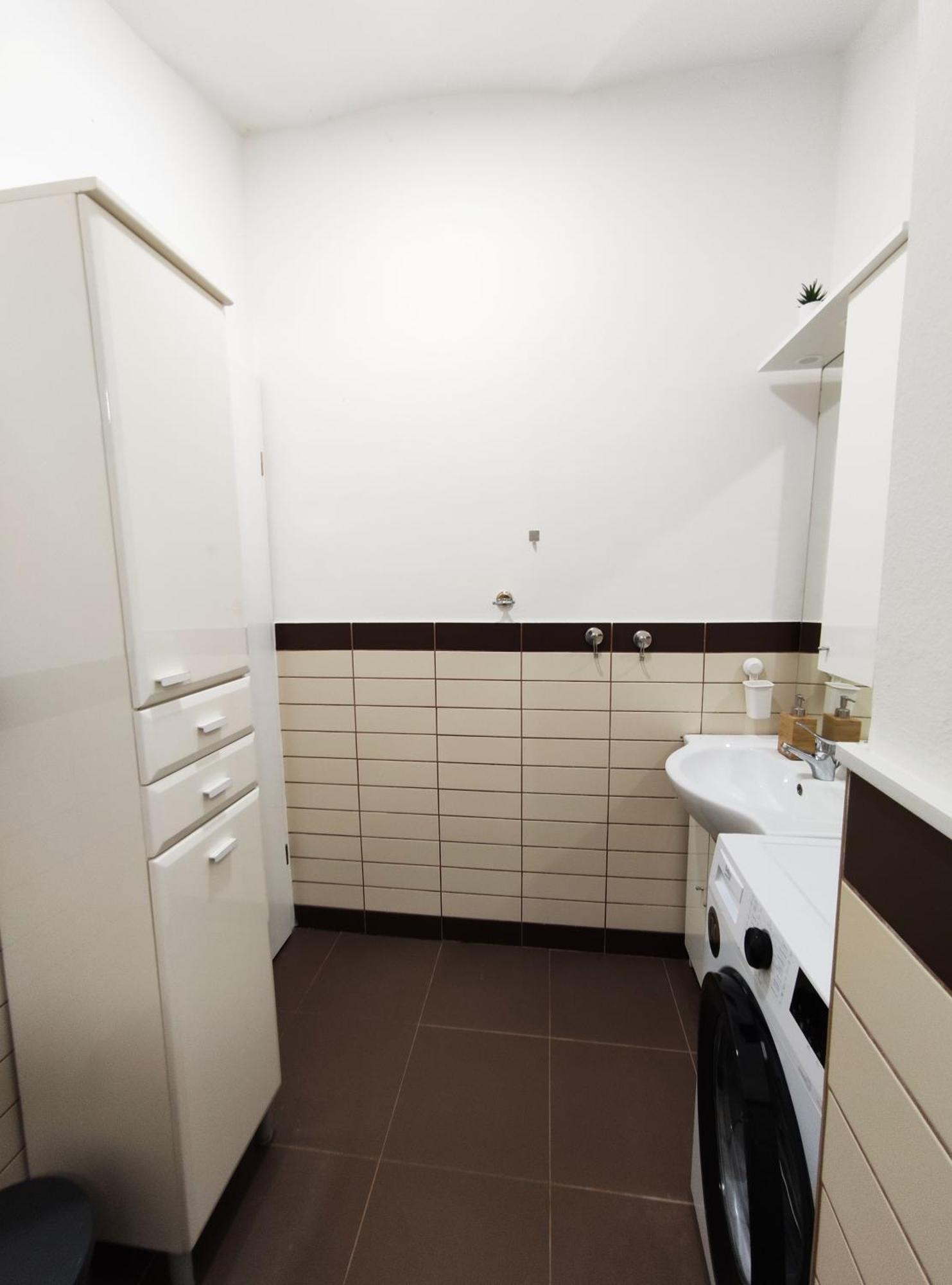 Studio Apartment Sisters 3-4 Ljubljana Eksteriør billede