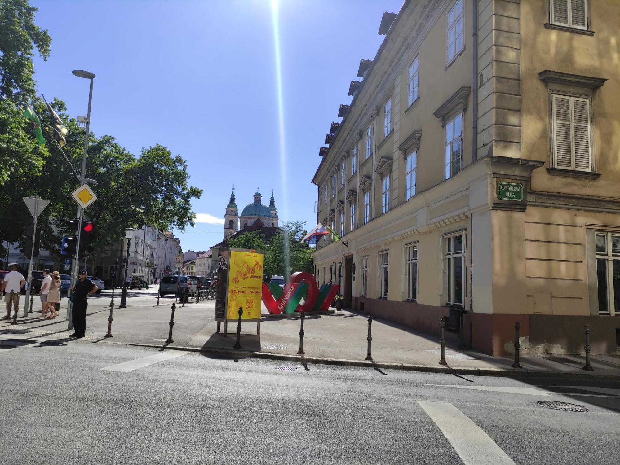 Studio Apartment Sisters 3-4 Ljubljana Eksteriør billede